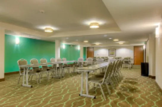 Holiday Inn Express & Suites CARLSBAD BEACH by IHG Hoteles en Carlsbad