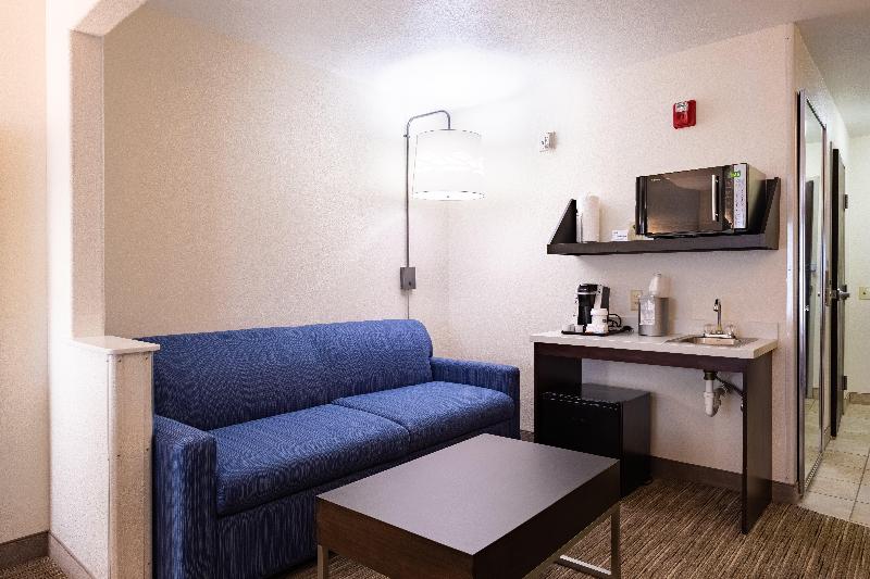 Holiday Inn Express Hotel & Suites Evanston, an Ihg Hotel