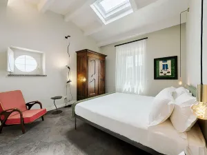 A.D. 1768 Boutique Hotel