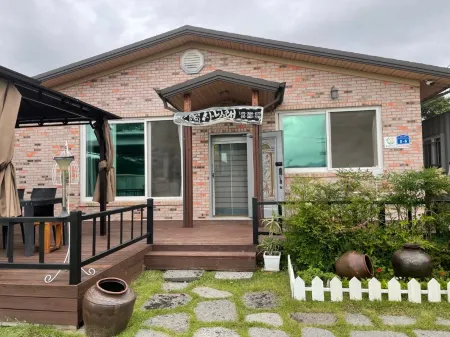 Damyang Sanarae Pension Отели рядом с достопримечательностью «Meta Provence»