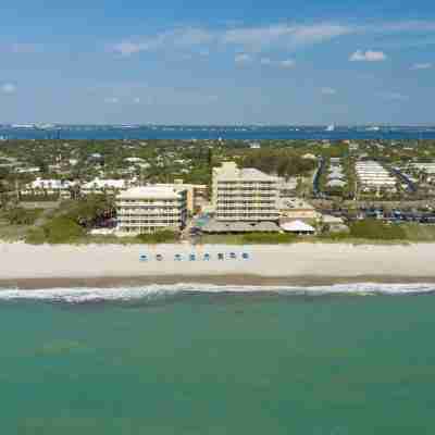 Crowne Plaza Melbourne-Oceanfront Hotel Exterior