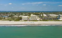 Crowne Plaza Melbourne-Oceanfront Các khách sạn gần Trinity Towers South