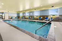 Holiday Inn Express & Suites SUMNER - PUYALLUP AREA by IHG - Kolam Renang