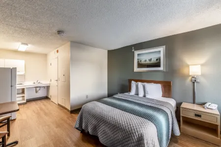 HomeTowne Studios Austin