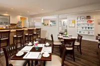 Wilder Inn South Wellfleet, Outset Collection by Hilton - breakfast