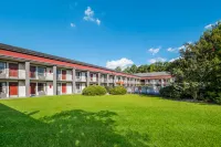 Red Roof Inn Savannah - Richmond Hill/ I-95 Отели в г. Ричмонд Хилл