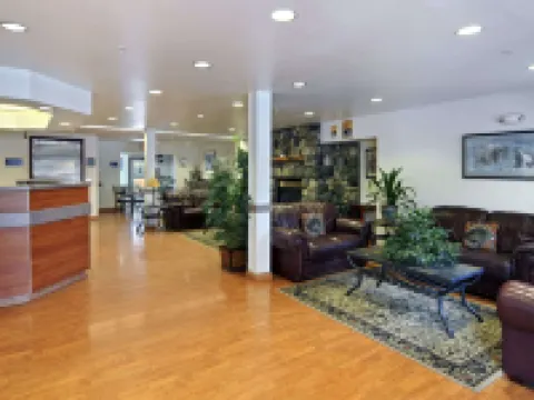 Microtel Inn & Suites by Wyndham Eagle River/Anchorage Are Hotels in Anchorage