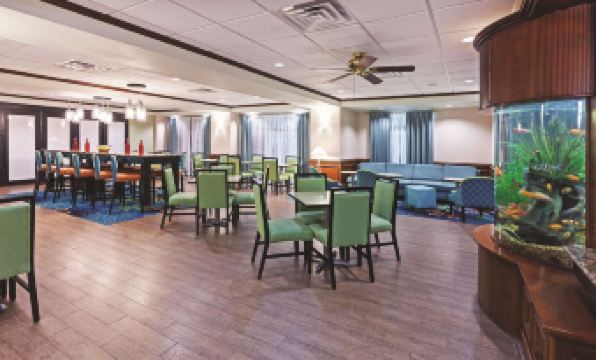 La Quinta Inn & Suites by Wyndham Corpus Christi-N Padre Isl