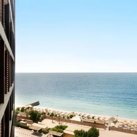 Wyndham Garden Ajman Corniche