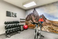 Clarion Pointe Columbus-Bradley Park - Gym