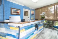 Red Star Palm Beach - Apartments