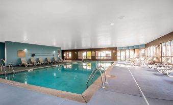 Clarion Inn Elmhurst - Oak Brook Near I-88 I-290 I-294
