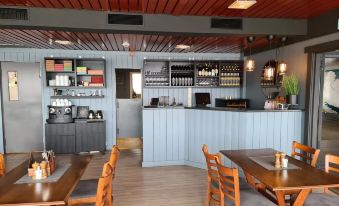 Vardø Hotel - Housity