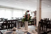 Hotel am Kamp - breakfast