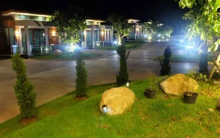 Nutchana Hill Boutique Hotel