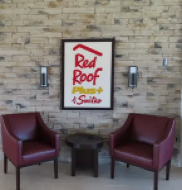 Red Roof Inn Plus & Suites Erie