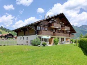 Chalet Simmental P-3