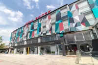 Hotel Arena Suites Movistar Arena Hotels in Barrios Unidos