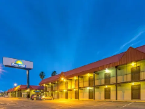 Red Lion Inn & Suites Tucson Downtown Hotels near The University of Arizona
