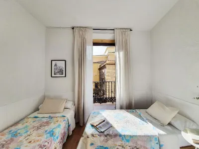 Hostal Alicante โรงแรมใกล้ย่าน Gran Via