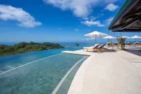 Hotel Three Sixty - Pools
