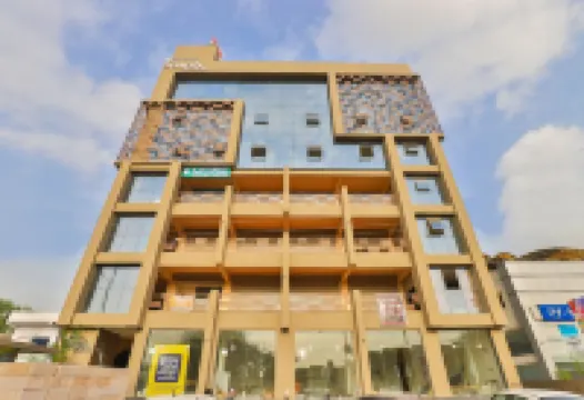 Hotel Sparsh Inn - Chandkheda
