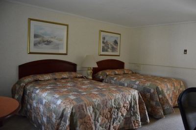 Double Room with Two Double Beds - Non-Smoking