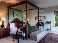 Tintswalo Boulders Hotels near Long Beach