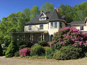 Victorian by the Sea