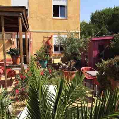Le Gambetta Hotel Exterior