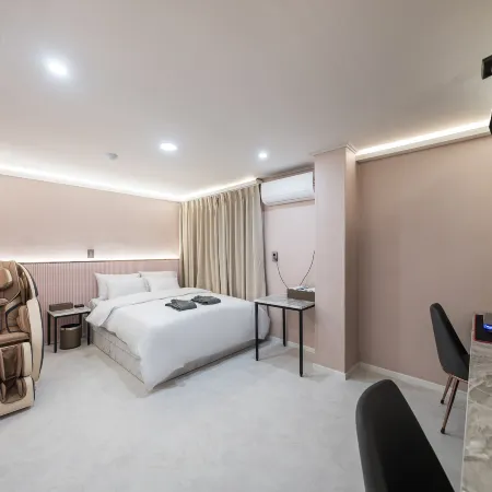 Seongnam Donkihotel Отели рядом с достопримечательностью «Парк Huimangdae»