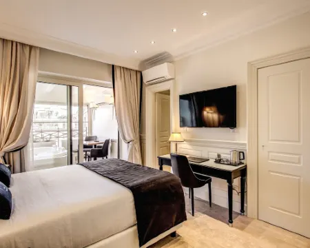 โรงแรมโดมัส เมอา โรงแรมในโรม