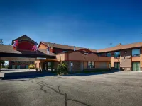 Quality Inn Hotel in zona Christie Digital Systems Inc