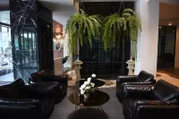 Inbed Hotels in Sadao