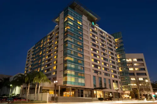 Embassy Suites by Hilton Los Angeles Glendale Hotels in Glendale