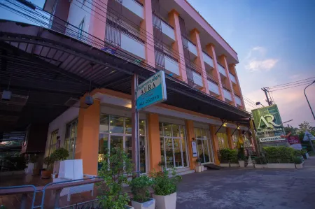 Aura Residence Отели в г. Саваннахет