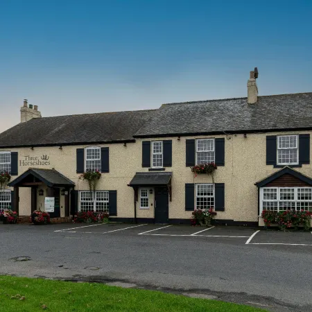 Three Horseshoes Inn