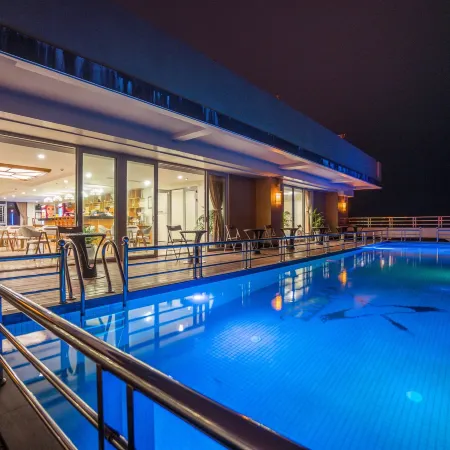 Vinh Hoang Hotel