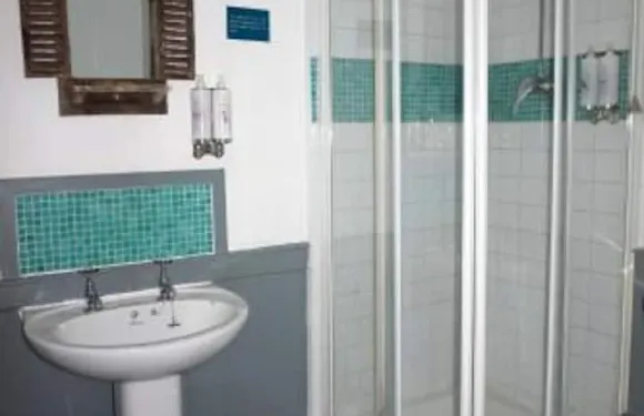 格羅夫碼頭旅館