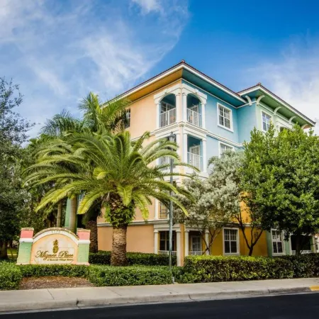Mizner Place at Weston Town Center, Fort Lauderdale
