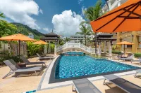 Kata Sea Breeze Resort Отели в г. Пхукет