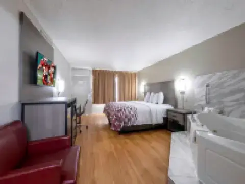 レッド ルーフ イン シャーロッツビル シャーロッツヴィルのホテル