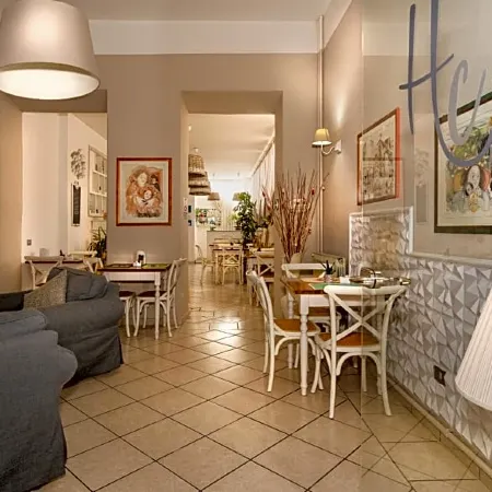 City Hotel