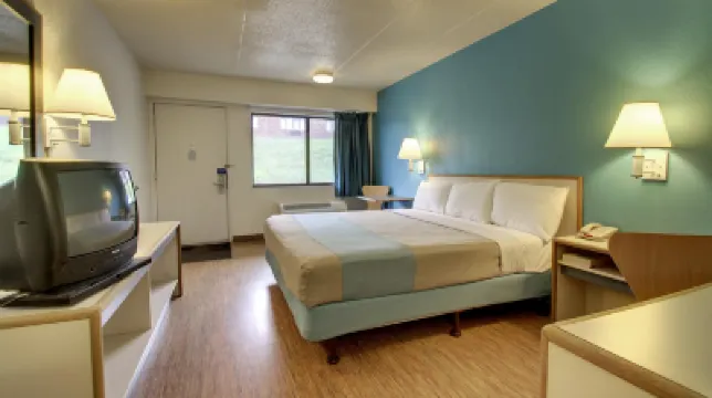 Motel 6 Cedar Rapids, IA Các khách sạn ở Cedar Rapids