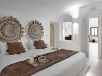 Nano Suites Hotels near Santorini caldera