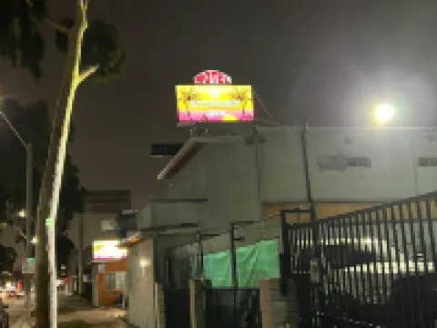 Economy Inn Hotels in Compton