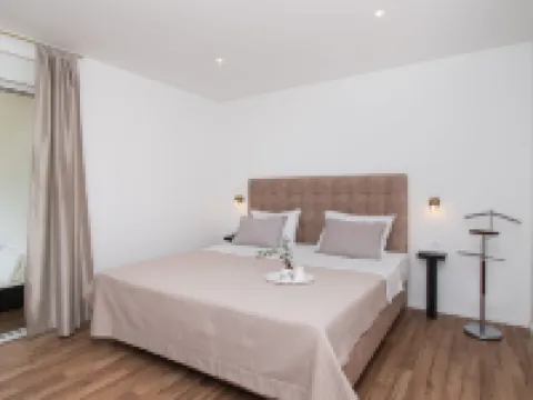 Villa Franko Hotels in Srima