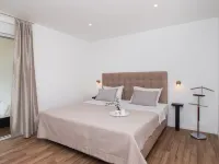 Villa Franko Hotels in Srima