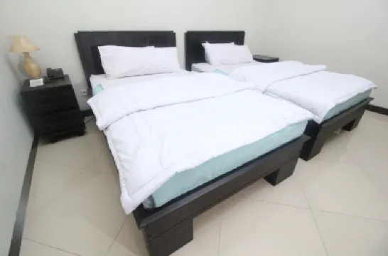 Hotel Permata Hotels near Teleng Ria Beach