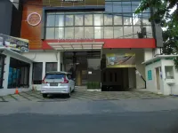 OYO Flagship 2124 Kars Inn Semarang Hotels near Gedung Pertamina Sukowati Teknik Geologi Universitas Diponegoro